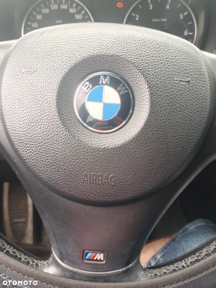 BMW Seria 3 320i - 3