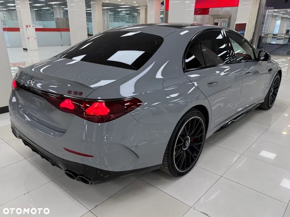 Mercedes-Benz Klasa E - 4