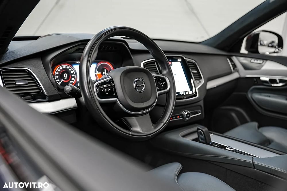 Volvo XC 90 Recharge T8 eAWD R-Design - 10
