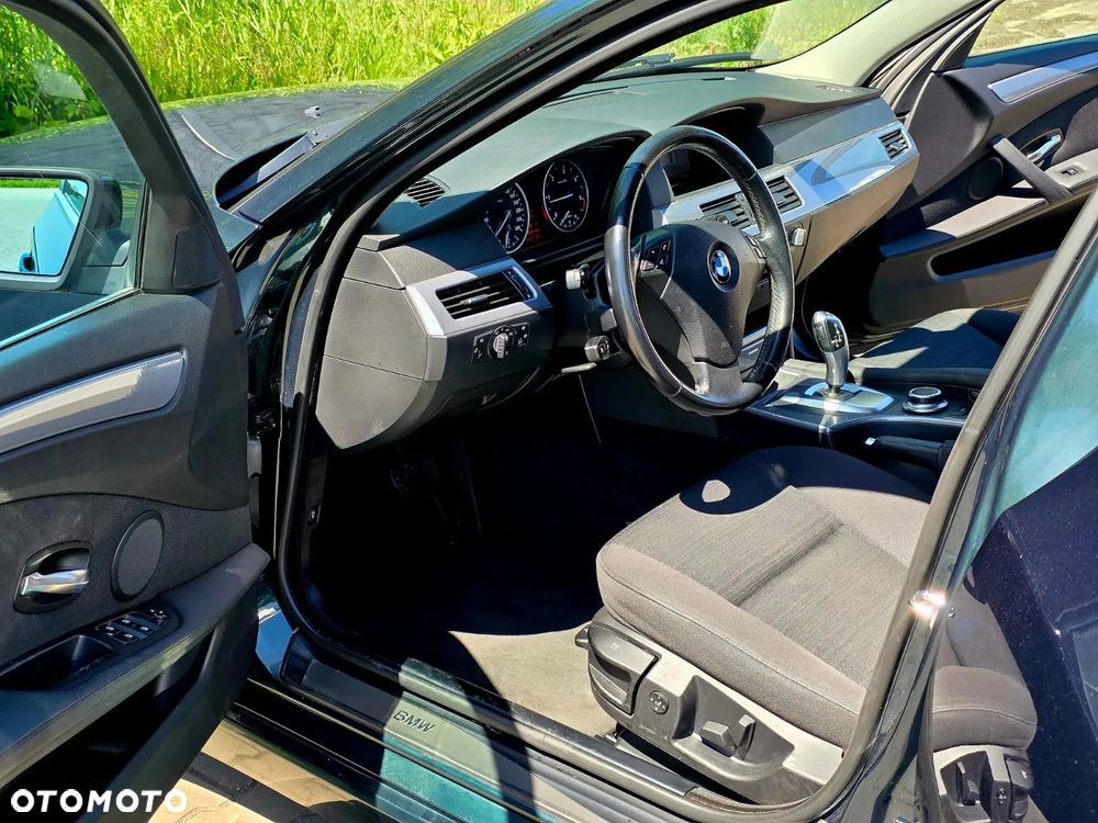 BMW Seria 5 520d - 7