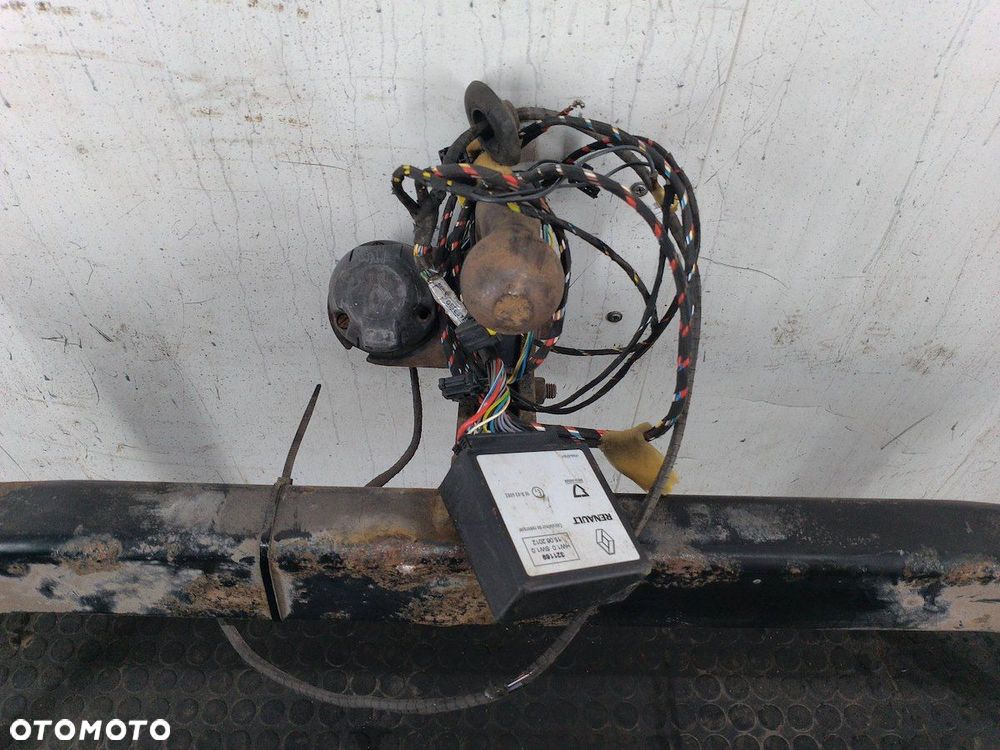 HAK HOLOWNICZY RENAULT GRAND SCENIC III FL - 4