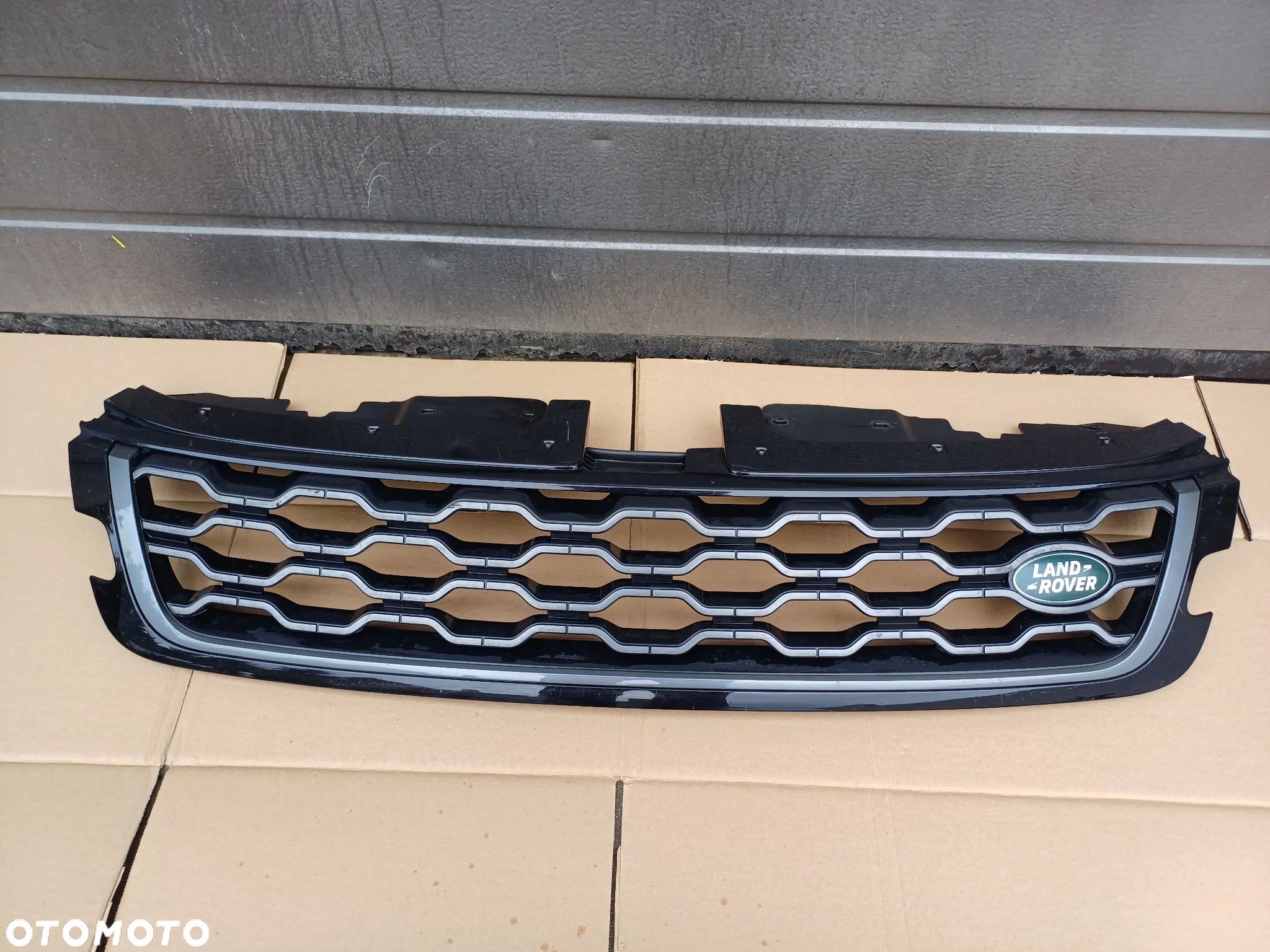 RANGE ROVER EVOQUE L551 Grill atrapa K8D2-8C436-A - 1