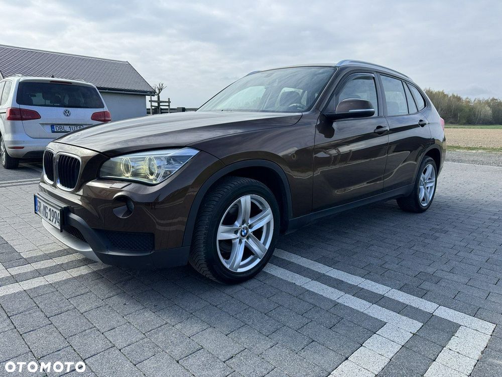 BMW X1 sDrive18d xLine - 9