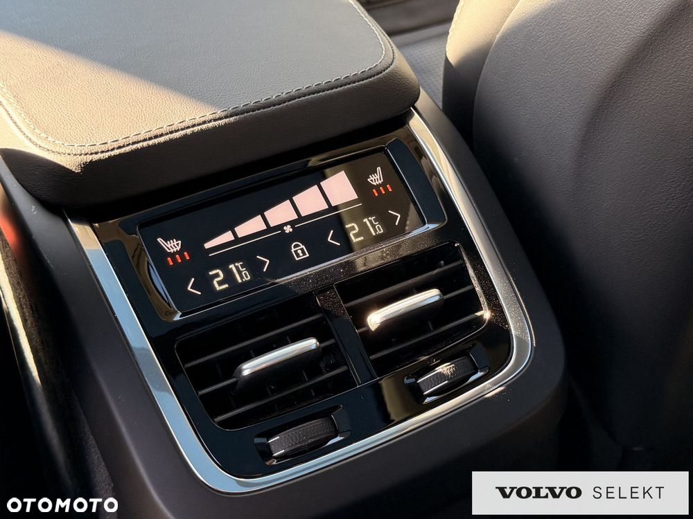 Volvo XC 90 - 28