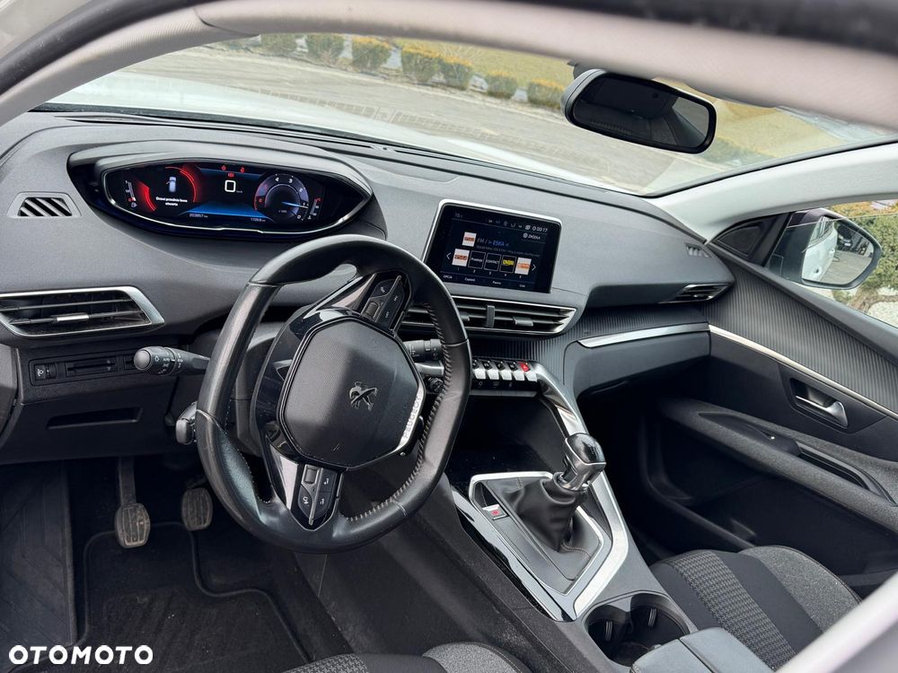 Peugeot 3008 BlueHDi 130 Stop & Start Allure Business-Paket - 21