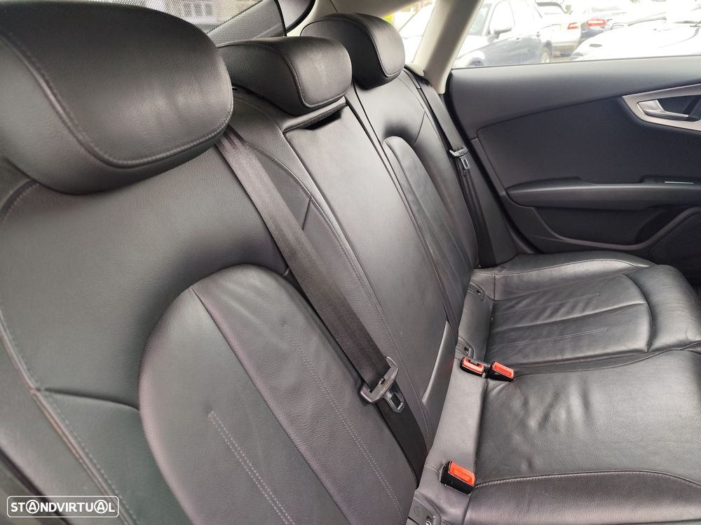 Audi A7 Sportback 3.0 TDI V6 S-line S tronic - 26