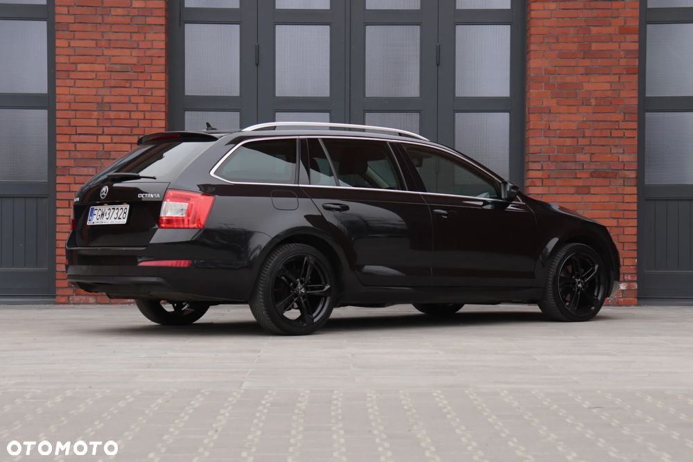 Skoda Octavia 2.0 TDI DSG Clever - 13