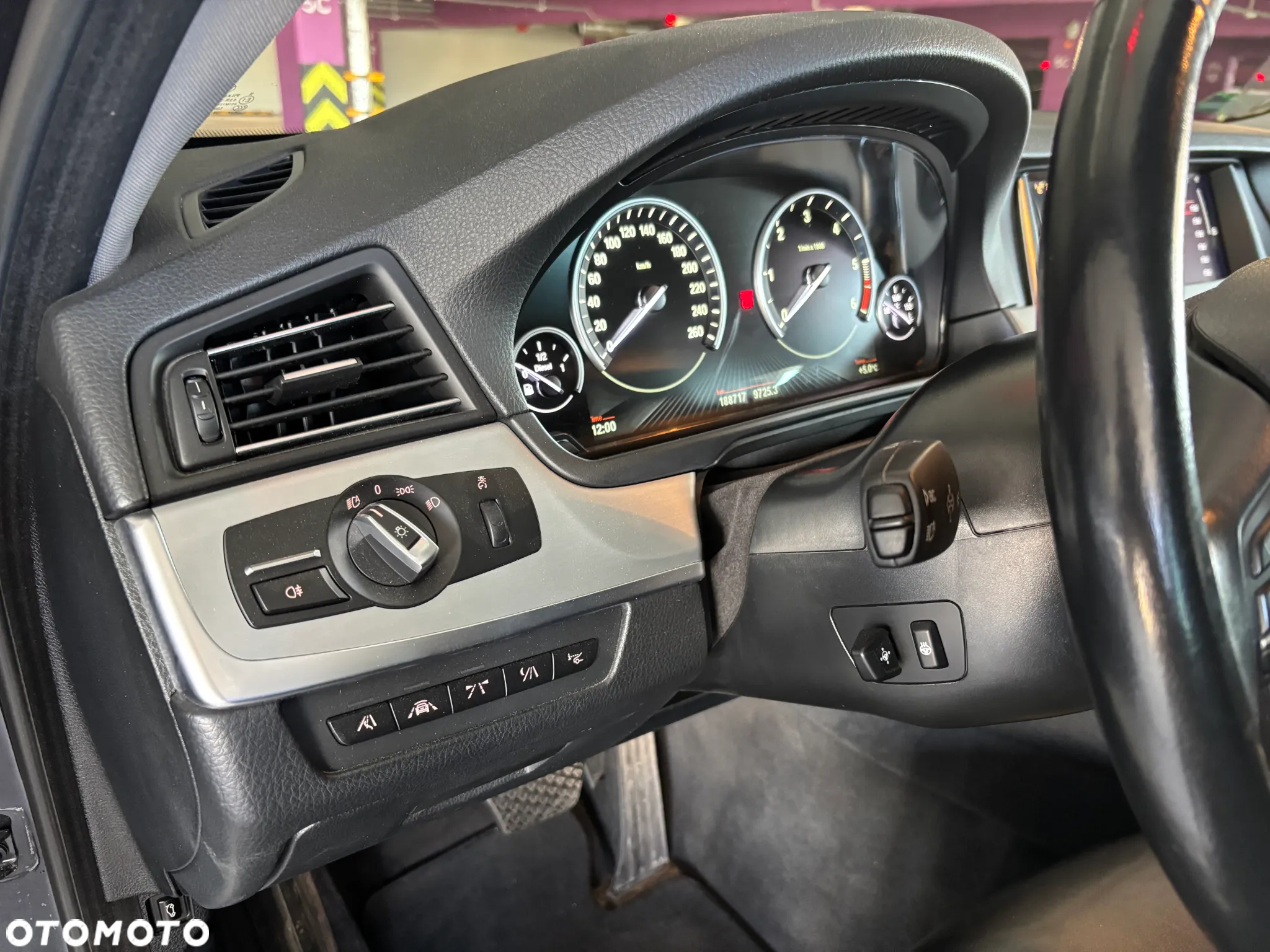 BMW Seria 5 535d xDrive Luxury Line - 12