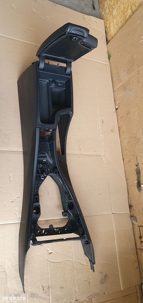 Tunel środkowy podłokietnik skóra skórzany BMW 3 E90 - 6