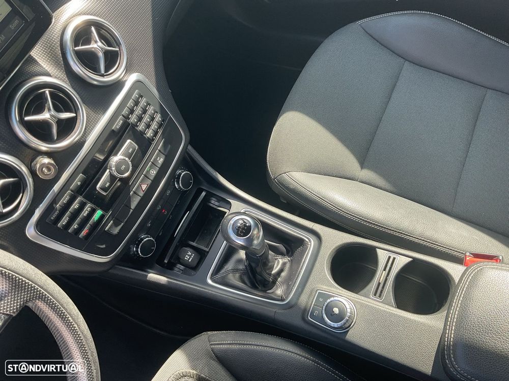 Mercedes-Benz A 180 CDI BE Edition Urban - 32