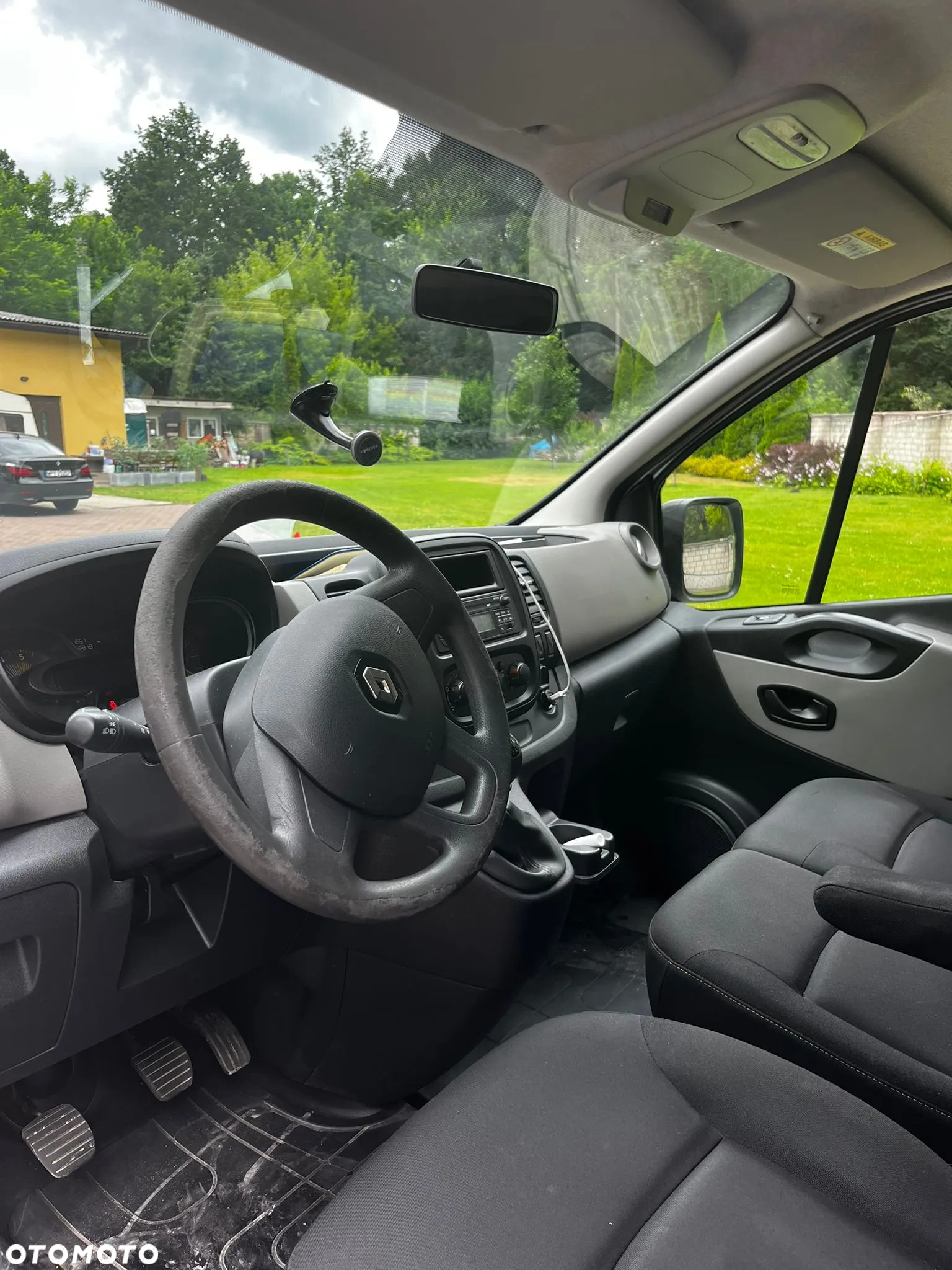 Renault Trafic - 10