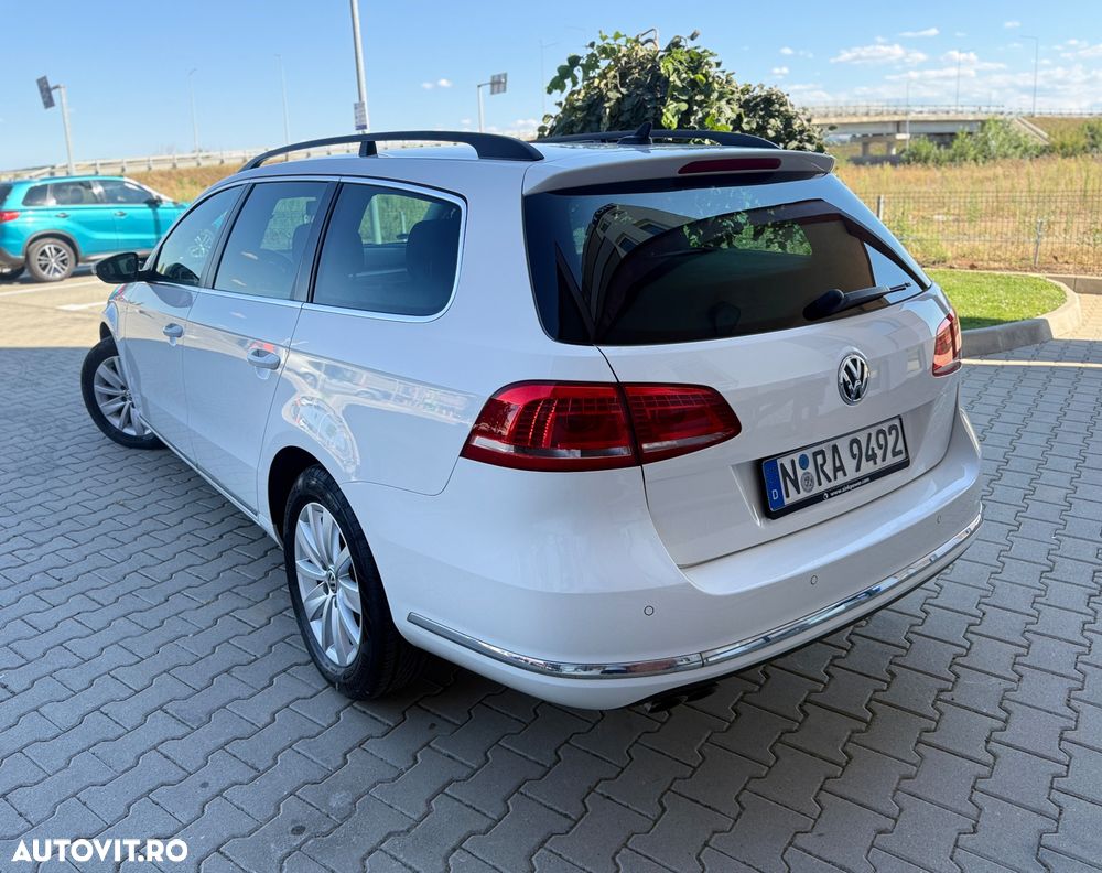 Volkswagen Passat 2.0 TDI BlueMotion Technology Exclusive - 5