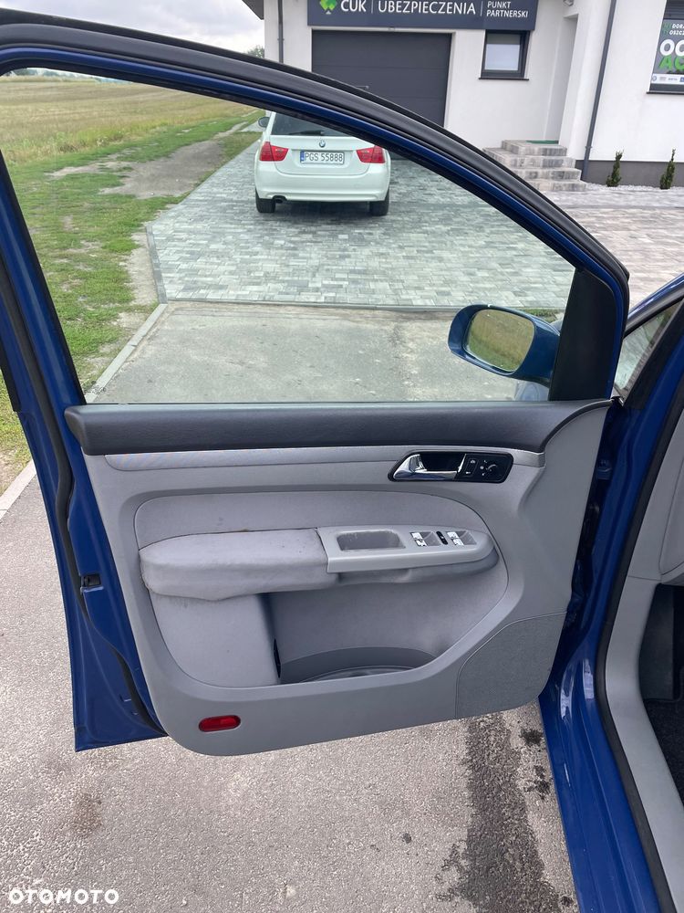 Volkswagen Touran 2.0 TDI DSG United - 31