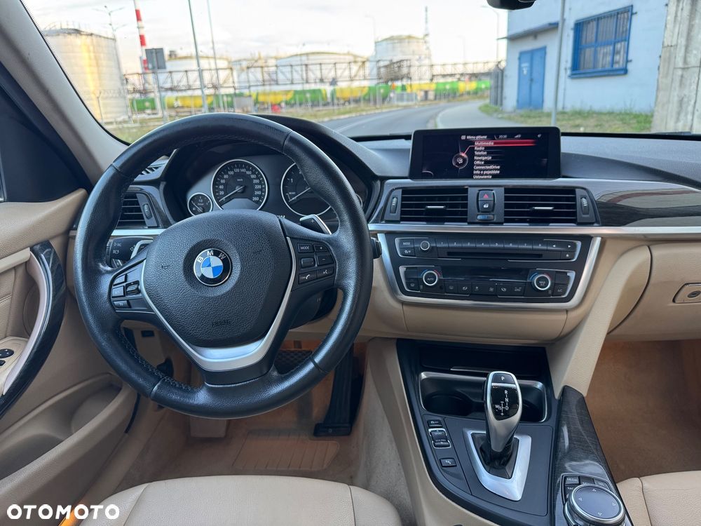 BMW Seria 3 320d Touring Sport-Aut Luxury Line - 18