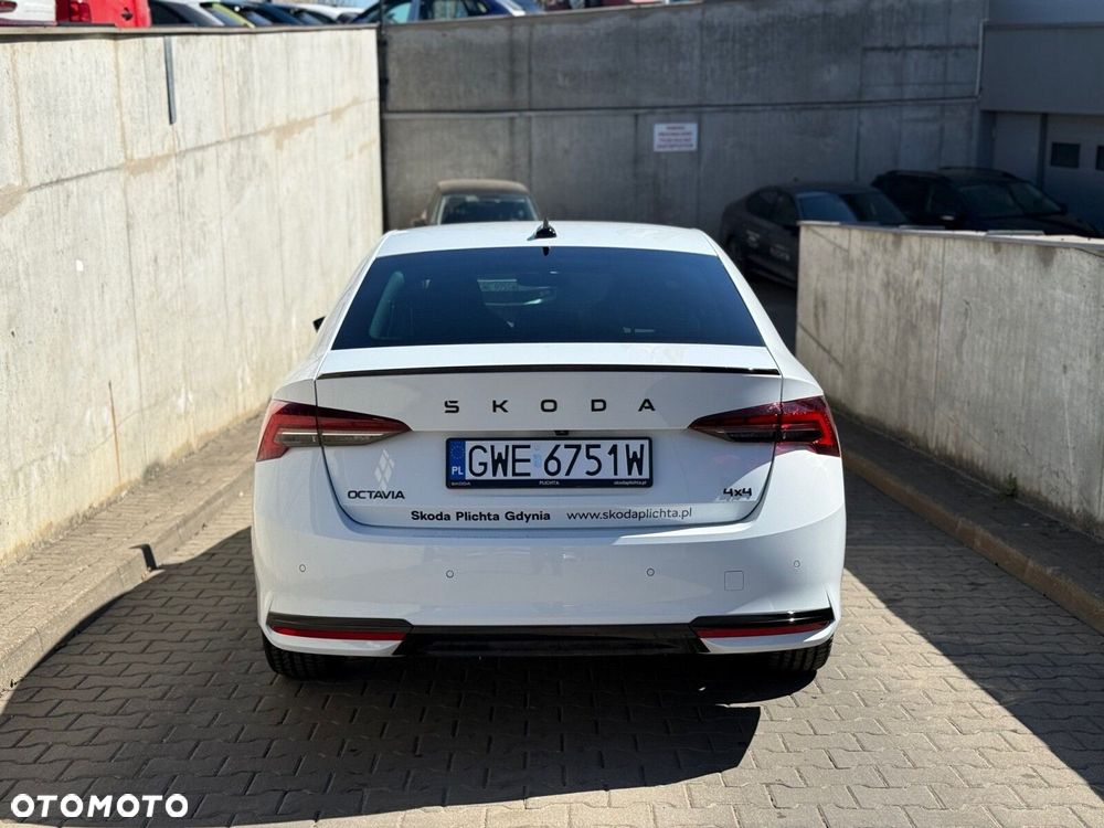 Skoda Octavia 2.0 TSI Sportline 4x4 DSG - 7
