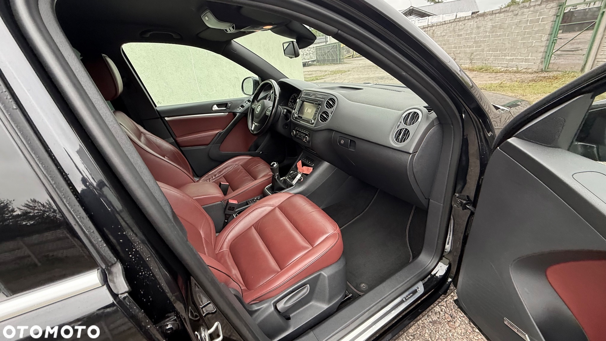 Volkswagen Tiguan 2.0 TDI 4Mot Perfectline R-Style - 25