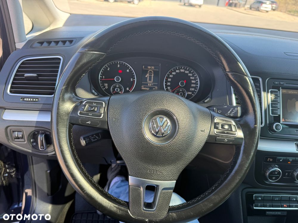 Volkswagen Sharan 2.0 TDI 4Motion BlueMotion Technology Highline - 28