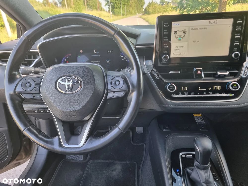 Toyota Corolla 1.8 Hybrid Executive - 18