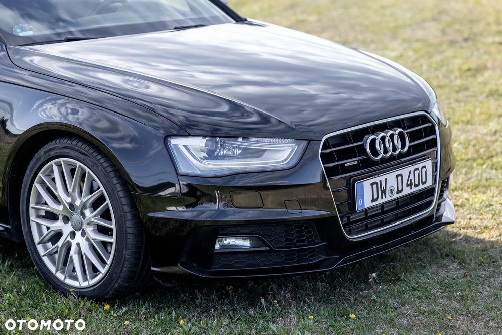 Audi A4 Avant 2.0 TDI DPF quattro S tronic S line Sportpaket - 16