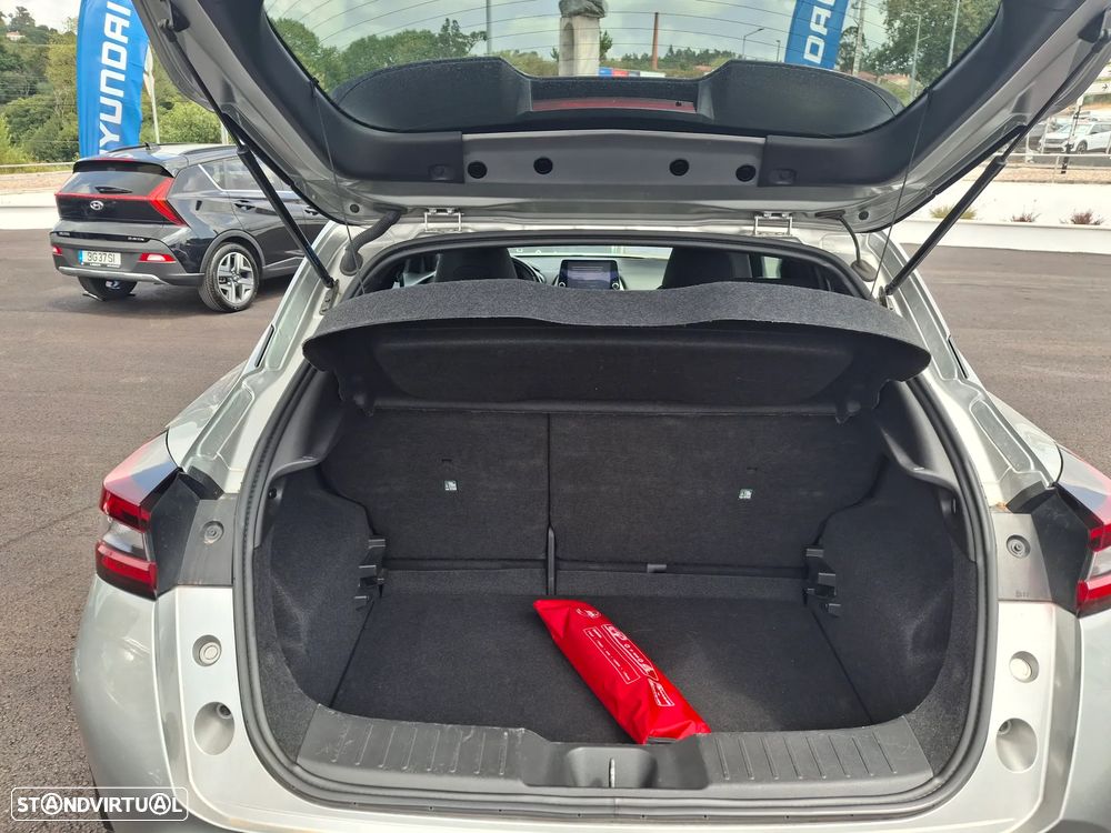 Nissan Juke 1.0 DIG-T N-Connecta NAV. DCT - 10