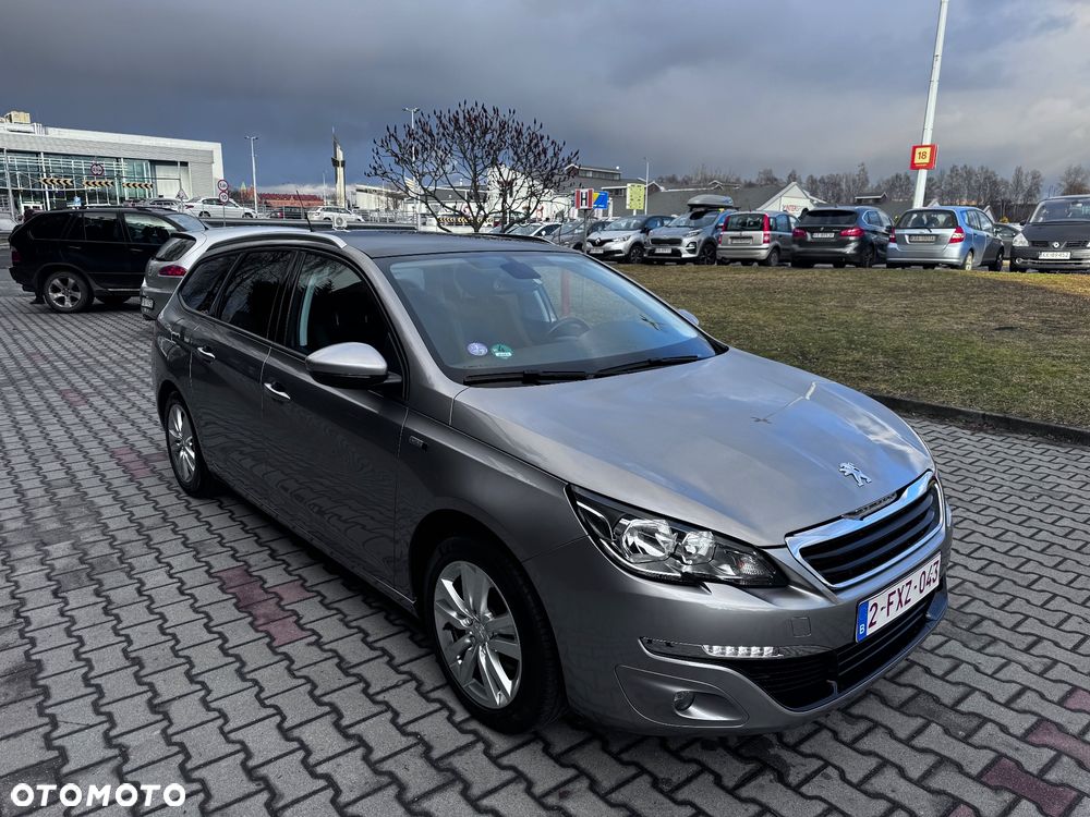 Peugeot 308 PureTech 130 GPF Stop & Start Style - 10