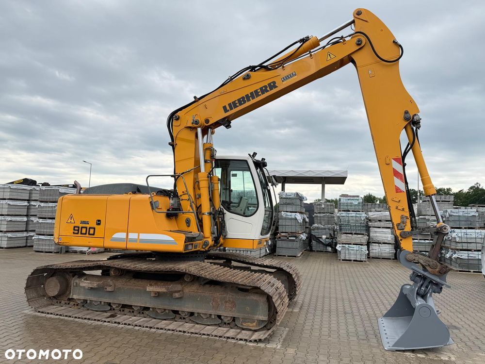 Liebherr R900C Litronic * 2011 * 8 688 mth * długi zasięg * - 2