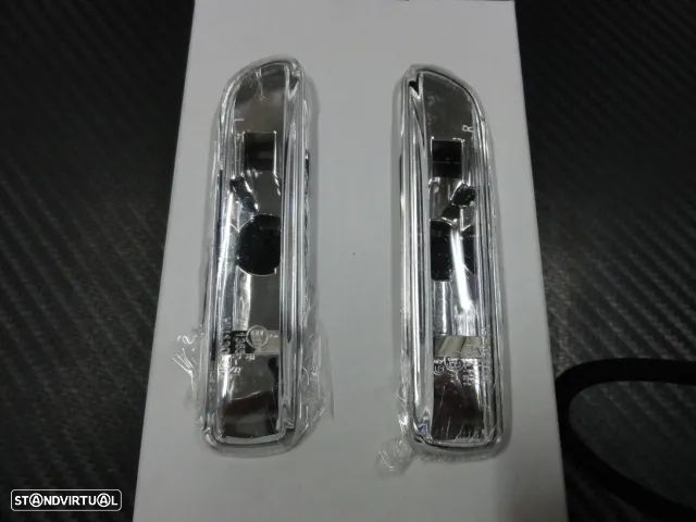 Piscas, Farolins Laterais + lâmpadas cromadas para BMW E46 98-01, E46 COUPE / CABRIO 98-06, E46 COMPAC fundo preto ou em cristal. - 7