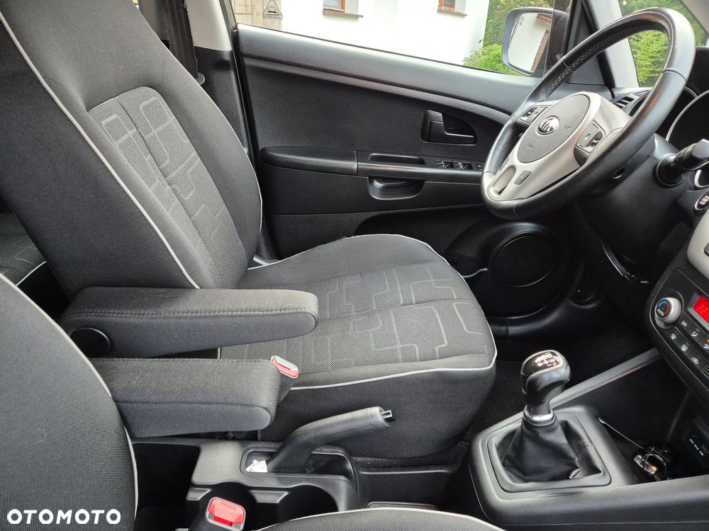 Kia Venga 1.4 CVVT ISG Vision - 14