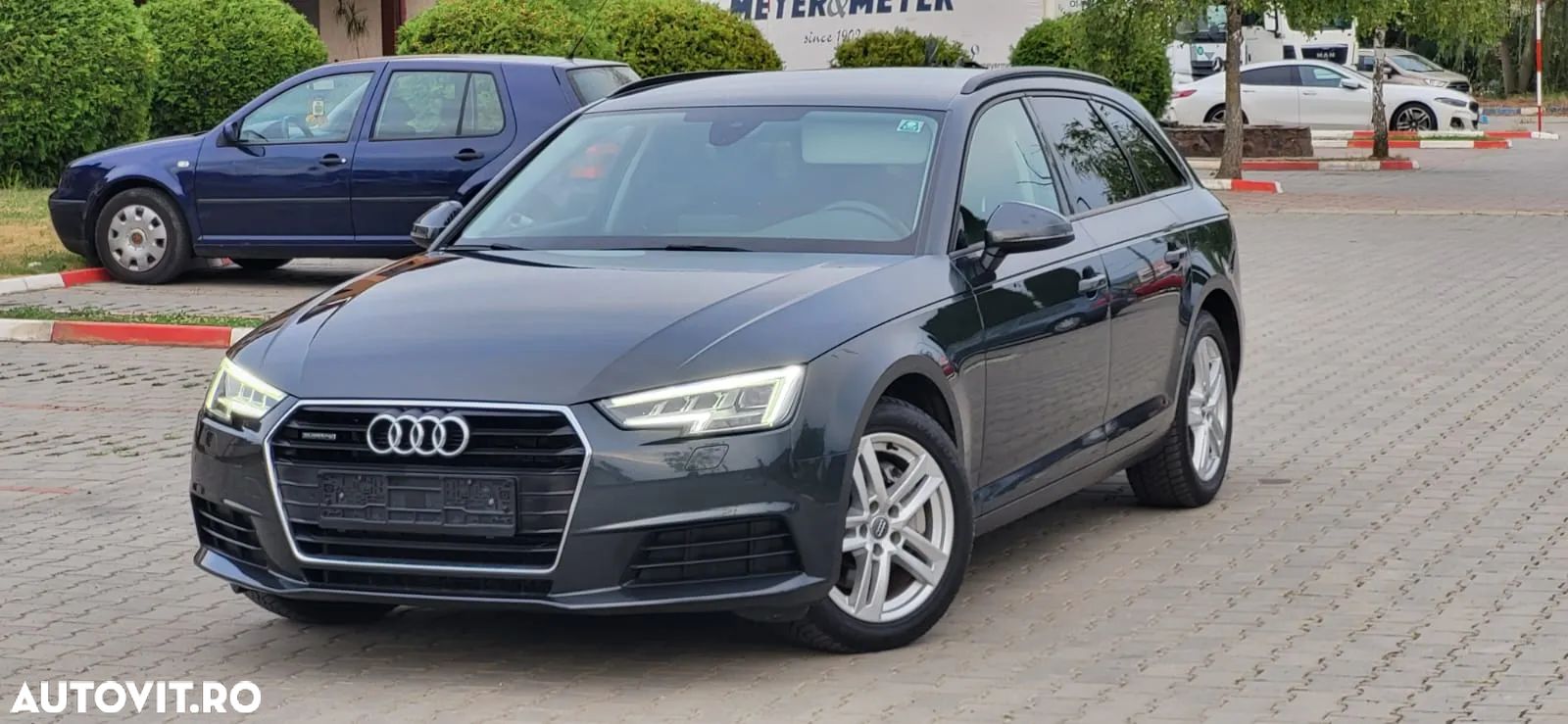 Audi A4 Avant 2.0 TDI quattro design - 1