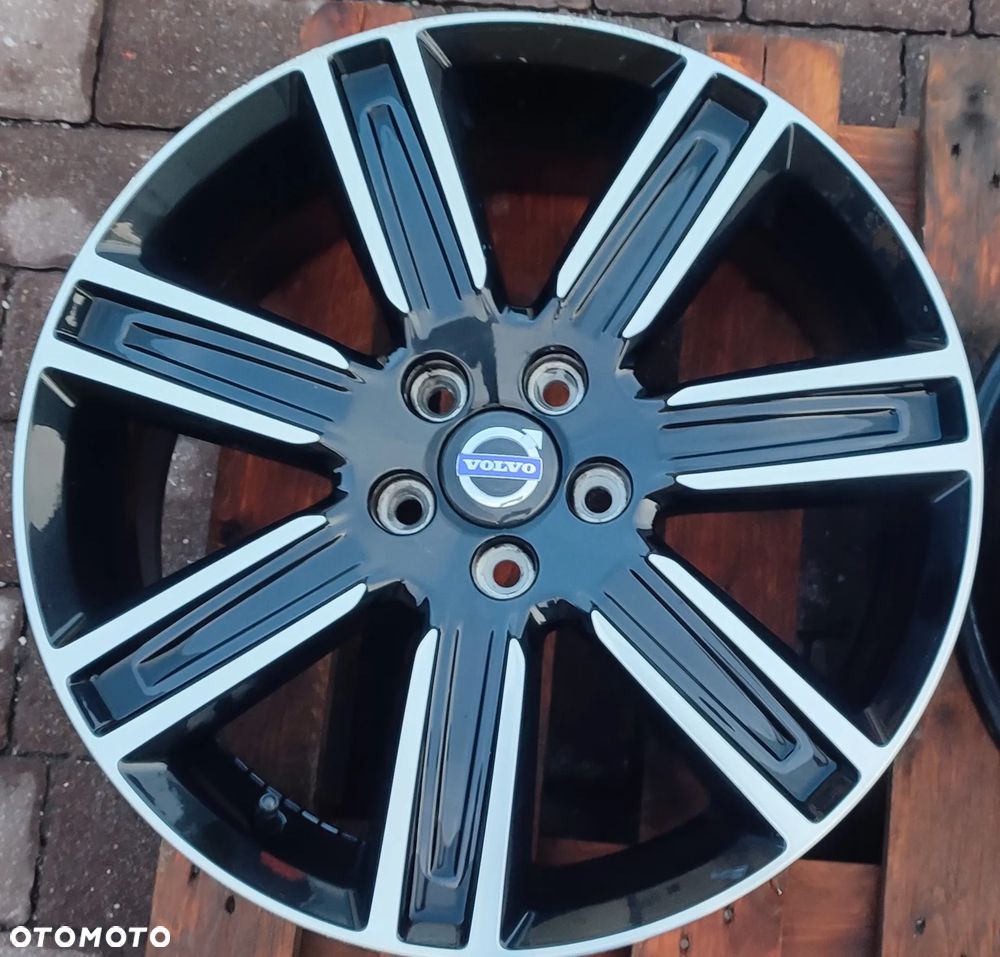 Felgi Aluminiowe Oryg. Volvo Xc60 18 Cali 5x108 7,5Jx18 Et55 Ø63,4mm 31400075 Starogard Gdański - Wysyłka !! - 5