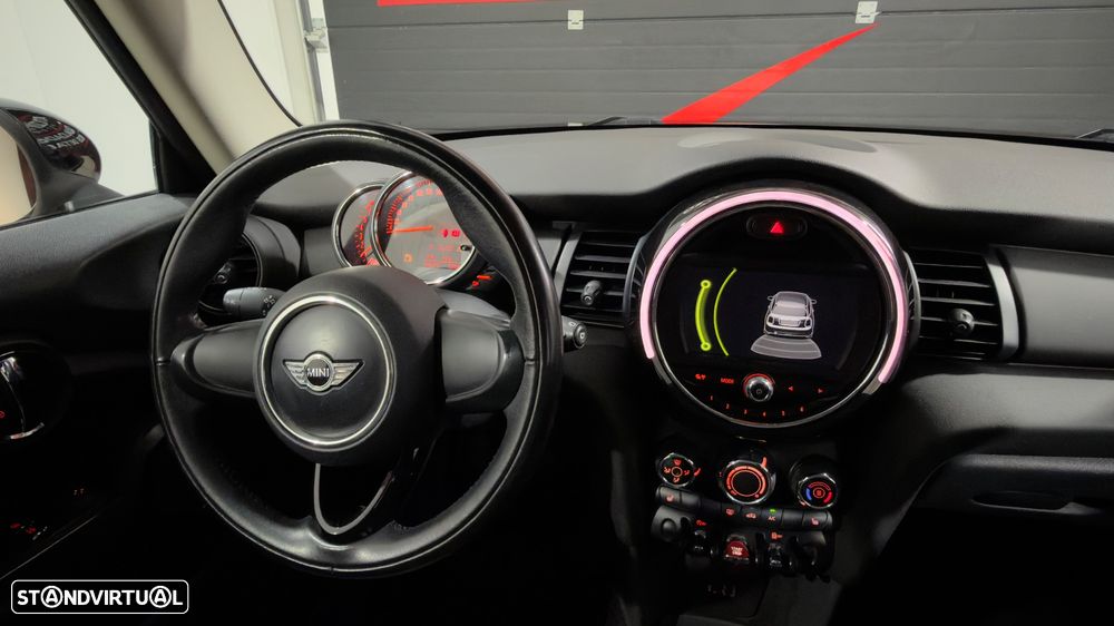 MINI 3 Portas One - 15