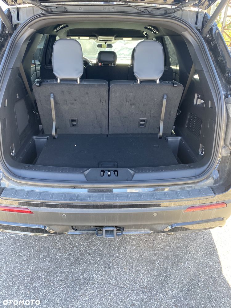 Ford Explorer - 15