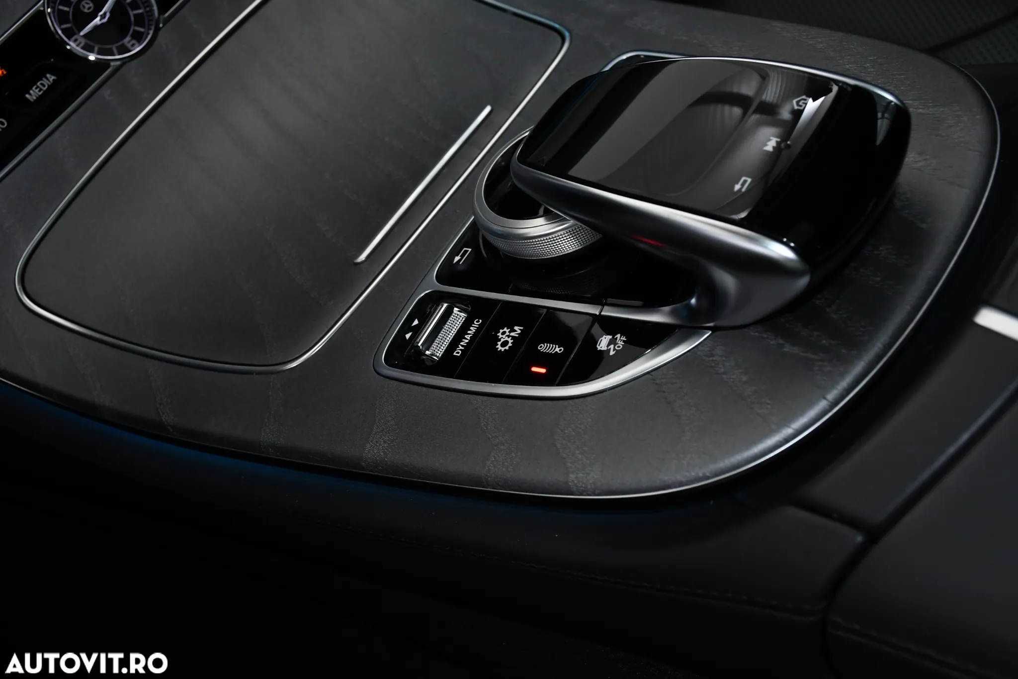 Mercedes-Benz CLS AMG 53 4MATIC Aut - 35