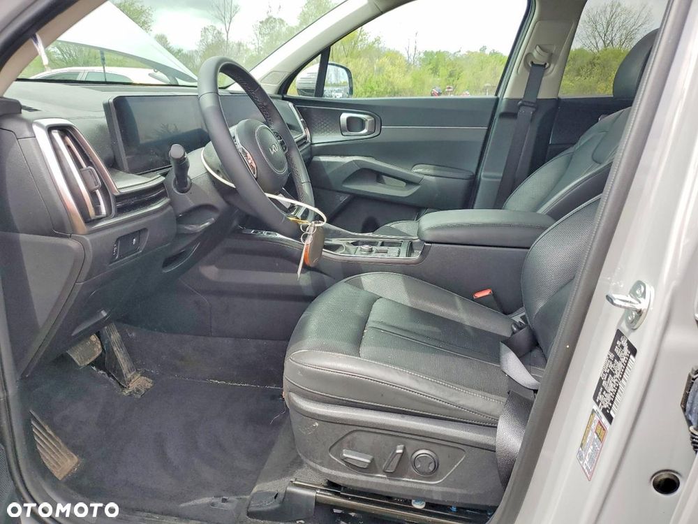 Kia Sorento - 8