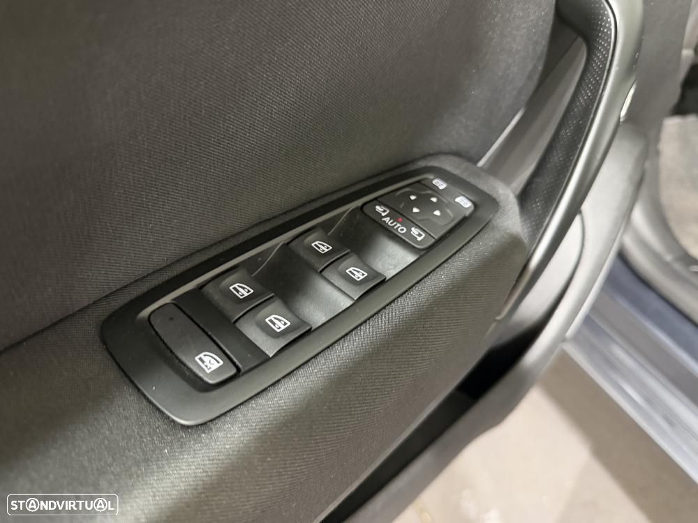 Renault Mégane 1.5 Blue dCi Techno EDC - 21