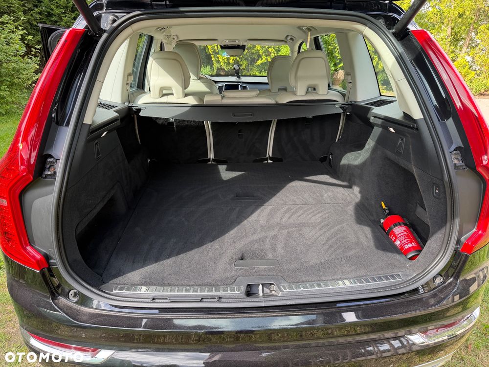 Volvo XC 90 D5 SCR AWD Inscription - 23