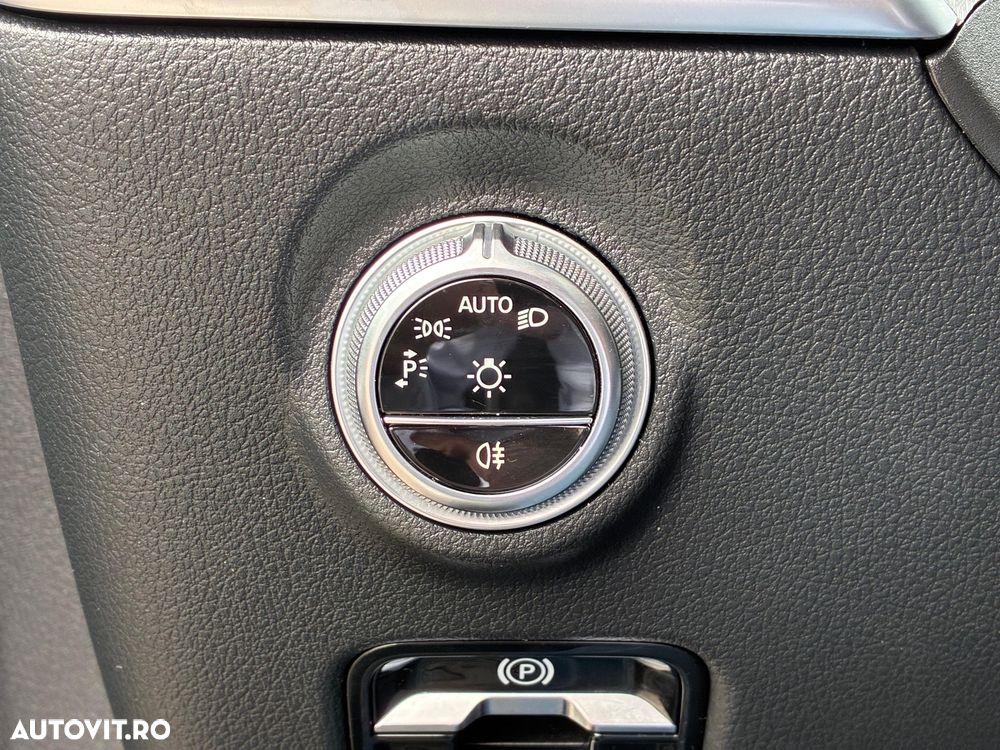 Mercedes-Benz CLE 300 4MATIC Aut. MHEV - 23