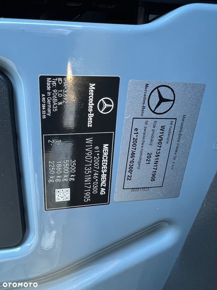 Mercedes-Benz Sprinter - 20