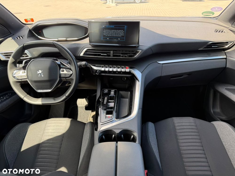 Peugeot 3008 1.2 PureTech Active Pack S&S EAT8 - 9