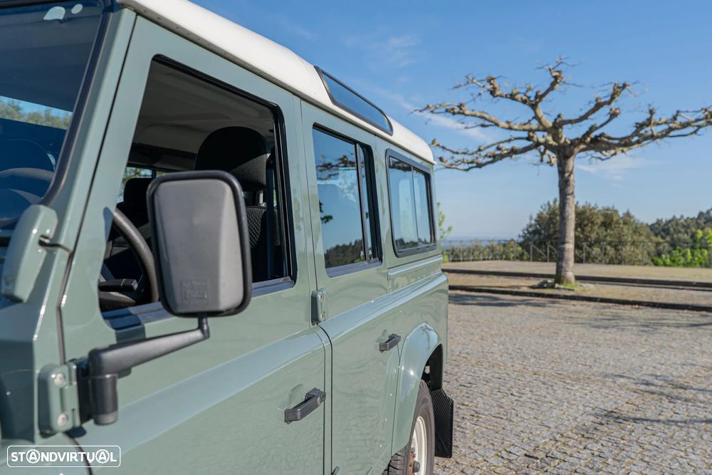 Land Rover Defender 110 Edition 60yrs - 14