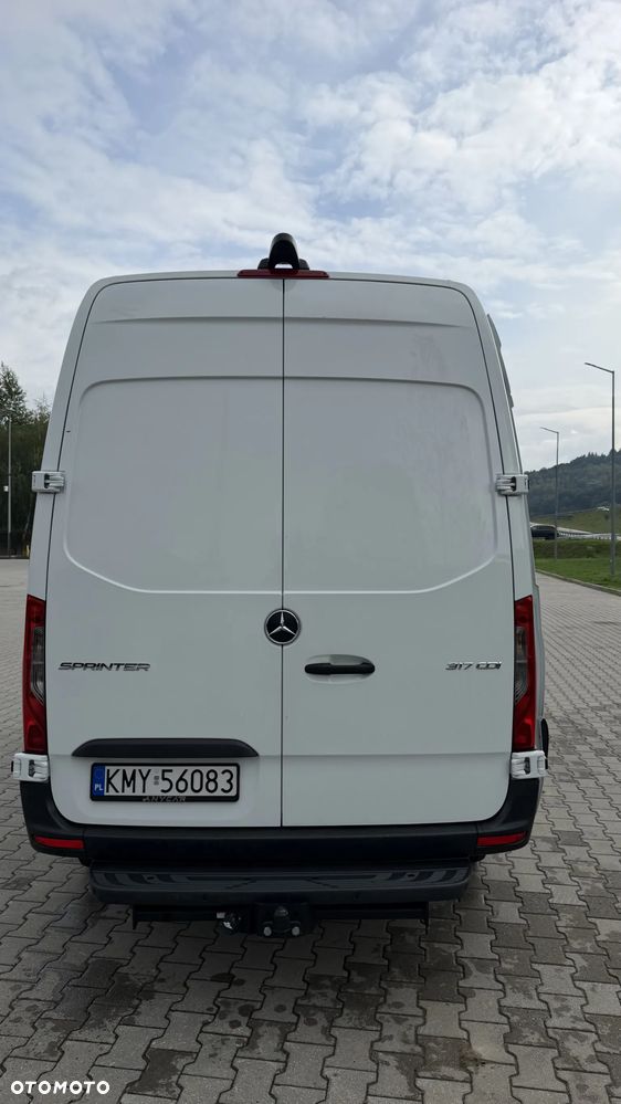 Mercedes-Benz Sprinter 317 - 21