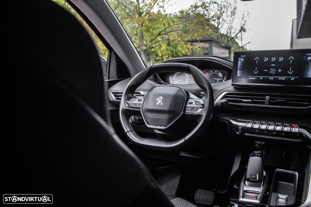 Peugeot 3008 1.5 BlueHDi Allure EAT8 - 33