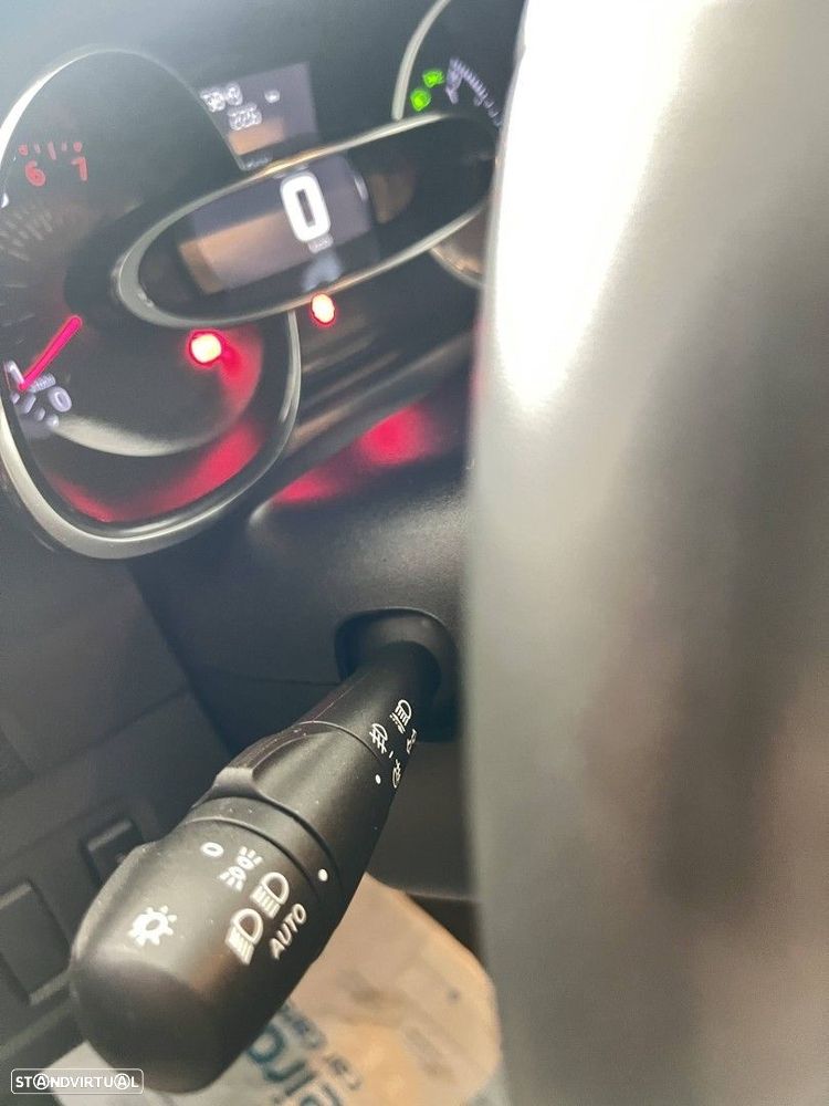 Renault Clio 0.9 TCe Limited - 21