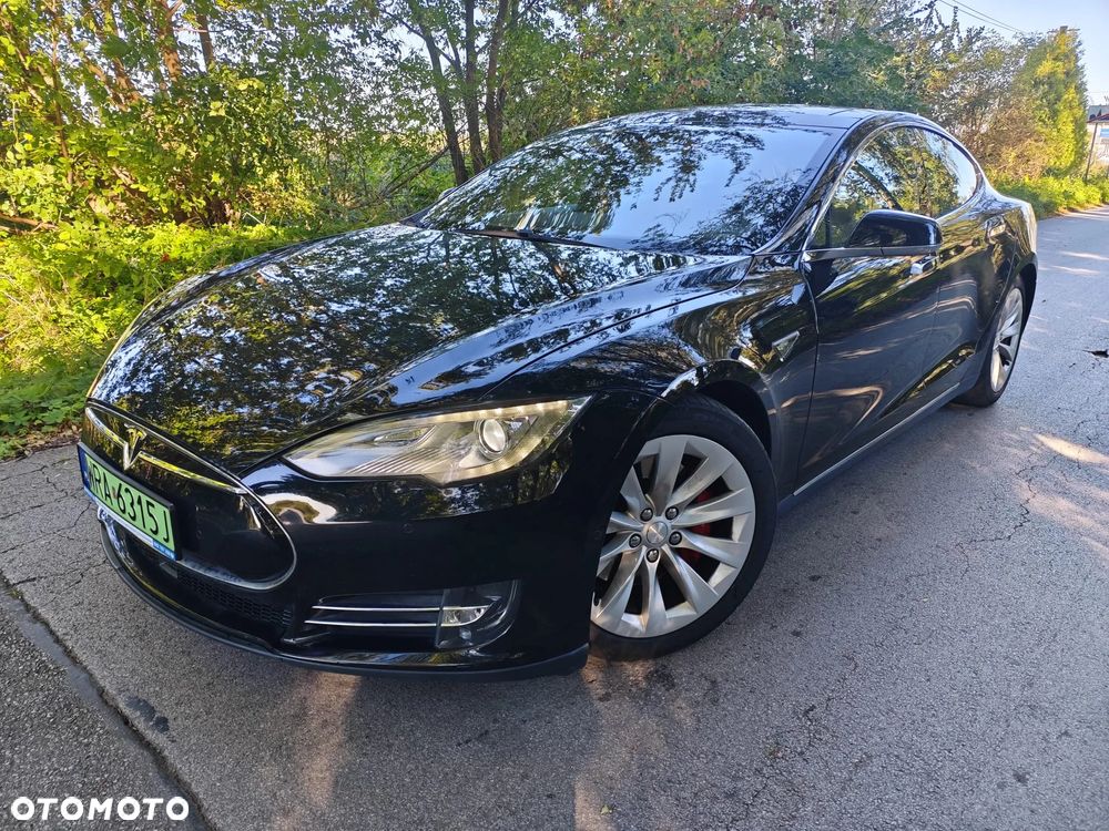 Tesla Model S Performance - 4
