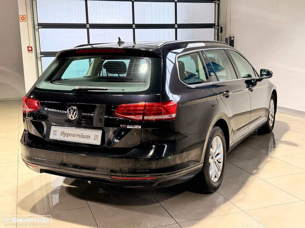 VW Passat Variant 1.6 TDI BlueMotion - 7