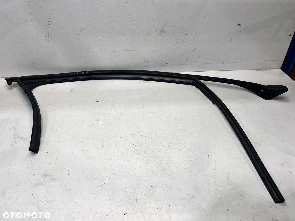 USZCZELKA DRZWI PRAWY PRZÓD AUDI A6 C7 4G0837432 - 1