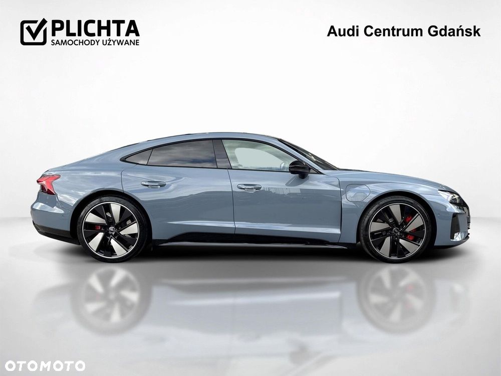 Audi e-tron GT - 7