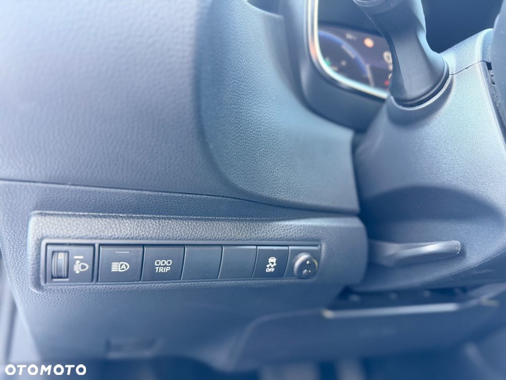 Toyota Corolla 1.8 Hybrid Comfort - 23