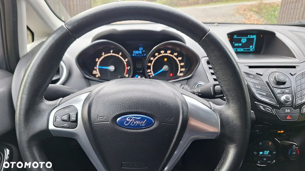 Ford Fiesta 1.4 Titanium EU6 - 8