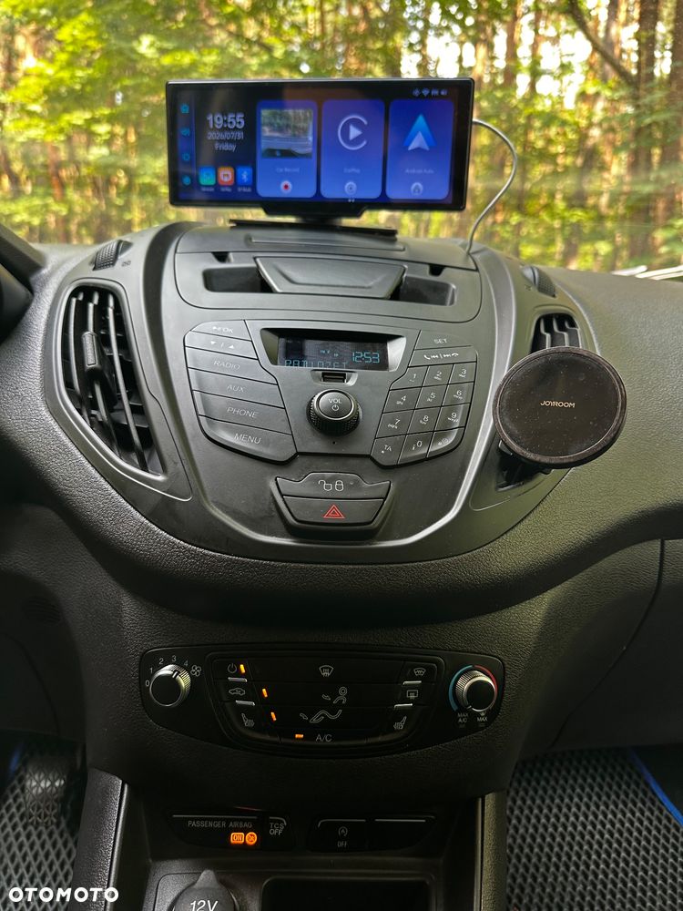 Ford Transit courier - 32